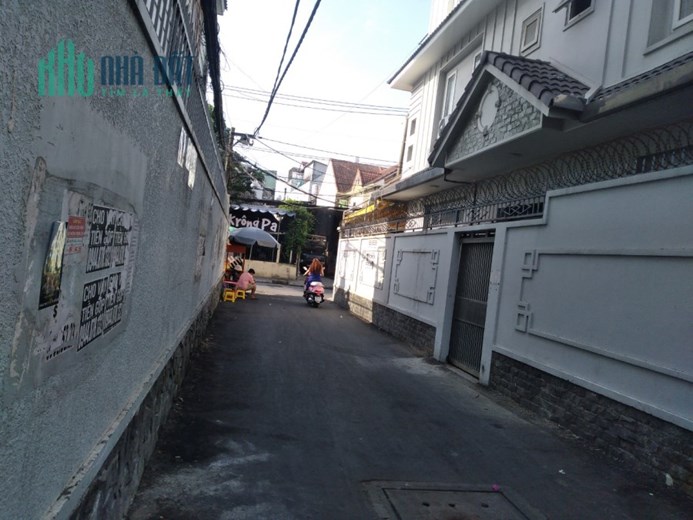 Bán nhà HXH 496/22/ Dương Quảng Hàm, P6, 4x20m, 4 tầng, giá 9,5 tỷ(TL)