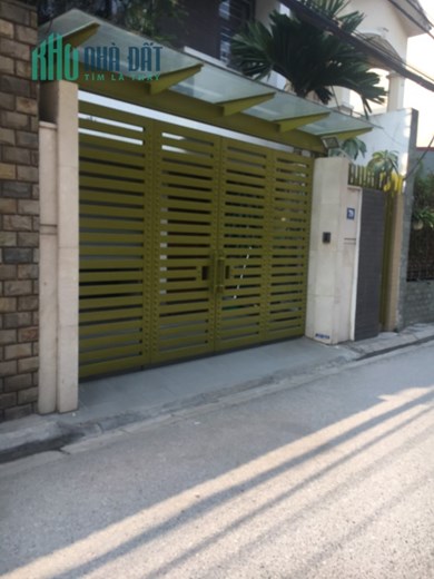 Bán nhà  phố Nguyễn Sơn. 74/80m2, MT: Khủng. Giá chỉ 18,5 tỷ. Gara 2 xe, Thang máy.