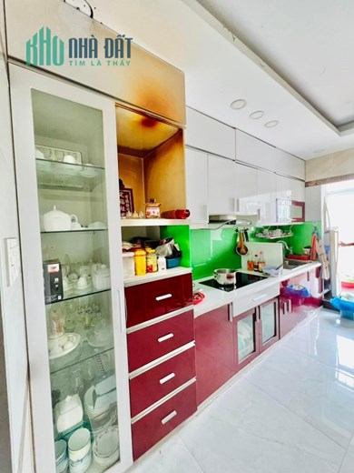 Chính chủ bán nhà 6 tầng đường tô hiệu, nhựa 10m, 82m2 chỉ 12.99 tỷ, có thang máy