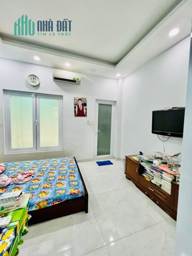 Chính chủ bán nhà 6 tầng đường tô hiệu, nhựa 10m, 82m2 chỉ 12.99 tỷ, có thang máy