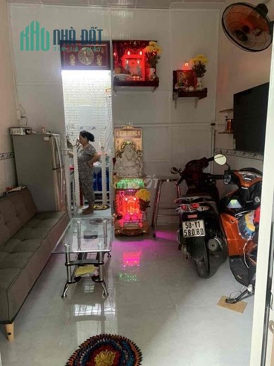Đi nước ngoài nên chính chủ cần bán nhà tại đường Nguyễn VĂn Linh, xã Bình Hưng, huyện Bình Chánh,