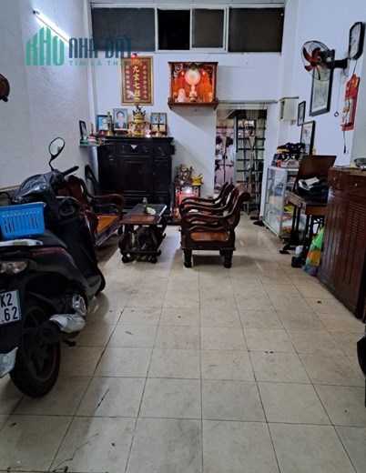 Chính chủ lâu đời bán chia gia tài, Sư Vạn Hạnh, sát mặt tiền, 50m2, 7tỷ2 thương lượng sâu.