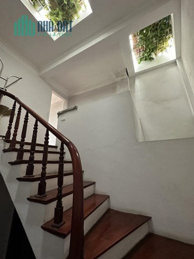 NHÀ ĐẸP Ở NGAY- NGÕ THOÁNG - PHỐ LÊ THANH NGHỊ HIẾM NHÀ BÁN - 45m2 chỉ nhỉnh 6 tỷ