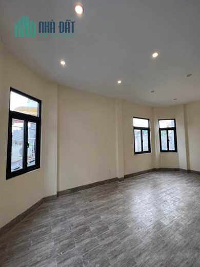 QUẬN 6 - NHÀ MỚI Ở NGAY NGANG 6M GẦN MẶT TIỀN