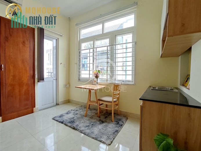 Cho thuê căn hộ Mới BANCOL rộng - Phòng ngủ BẾP Riêng ngay Etown Cộng Hòa