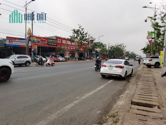 Chính Chủ Cần Bán Gấp Căn Nhà tại Thị Trấn Liên Nghĩa ,Đức Trọng, Lâm Đồng