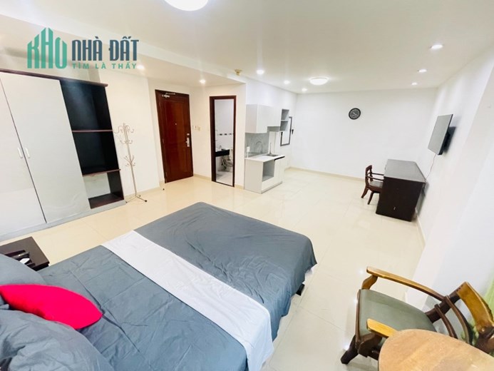 Cho thuê Căn hộ Full NT, thoáng mát xinh xắn  gần CV Hoàng Văn Thụ