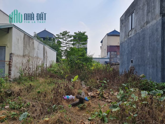 Bán đất Ngọc Thụy 111m, MT 5m, ô tô vào đất và chạy vòng quanh, giá 6,2 tỷ