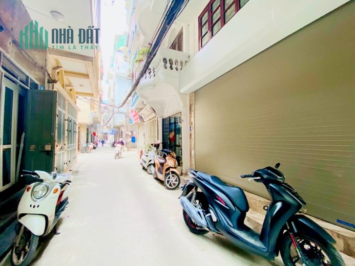 MẶT NGÕ THÔNG - ÔTÔ - KINH DOANH BUÔN BÁN MỞ VĂN PHÒNG ĐỀU ĐẸP CHỈ 20M RA MẶT PHỐ - DT:34M2 5 TẦNG