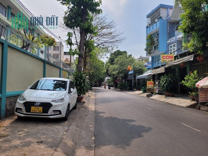 Chính chủ bán nhà mặt tiền hẻm nhựa 8m đường lê văn phan, 74m2 chỉ 6.4 tỷ