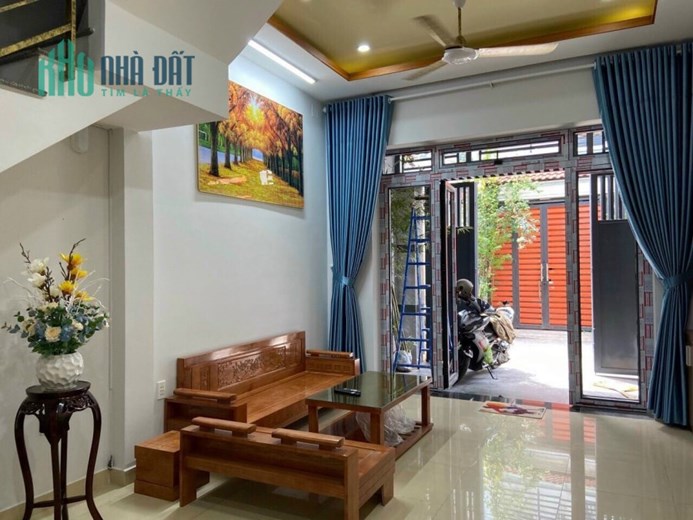 Bán nhà 2 tầng, hẻm xe hơi tránh, Phường Phước Long B, TP Thủ Đức, 83m2 giá chỉ 5,9 tỷ