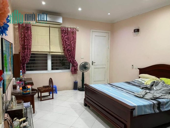 Cần bán nhà Doãn Kế Thiện, 60m2, 6T, Giá chỉ 11,5 tỷ, ô tô, KD sầm uất, nhà đẹp.