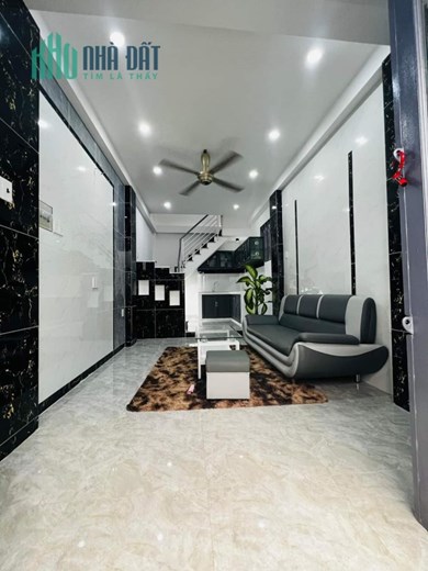 NHÀ 3 TẦNG Đẹp ở ngay - NGANG TRÊN 5M -  Cách HXH 1 căn nhà - 20m ra đường Trần Khắc Chân - Phường 9