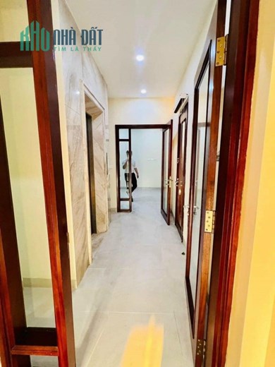 MẶT PHỐ - VIEW HỒ TÂY - 6T THANG MÁY - 55m2