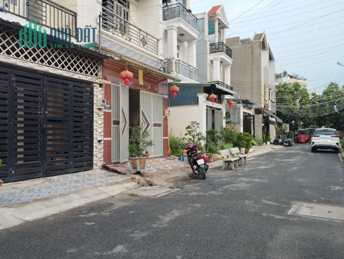 Bán nhanh nhà đường số 10 Hiệp Bình Phước 70m chỉ 6