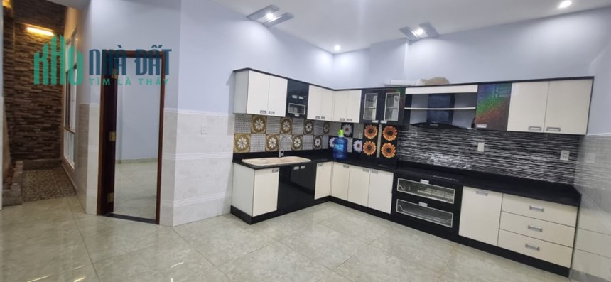 Thật 100% Bán nhà mới giá bao đầu tư HXT 102m2 5 PN sát Tân Phú nhỉnh 5 tỷ 8 TL