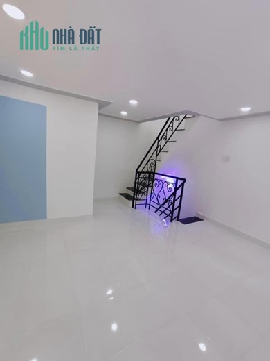 CHỈ 2.4 TỶ - 3 TẦNG - 16m2 - DƯƠNG VĂN DƯƠNG-TÂN PHÚ