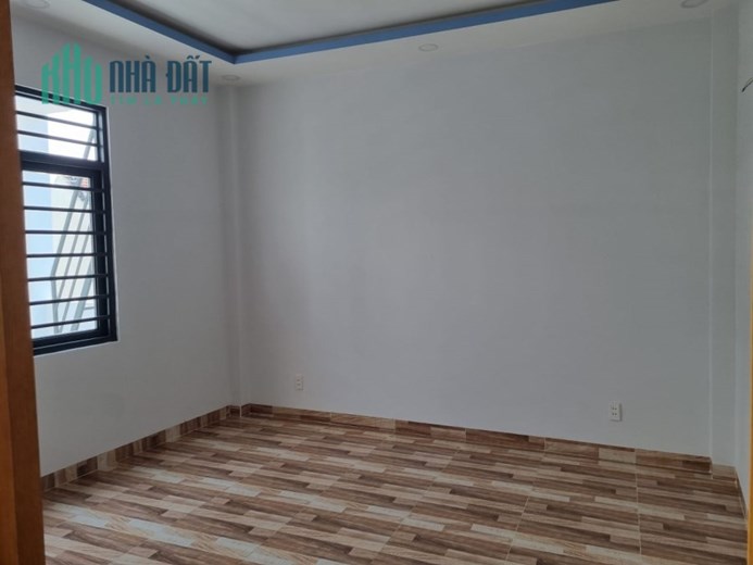 NHÀ ĐẸP NGUYỄN VĂN YẾN - DT 6.5x9M - KHU PHÂN LÔ - HẺM XE HƠI