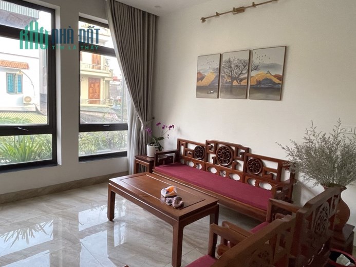 Bán nhà Thạch Bàn, ô tô tránh, full nội thất, 60 m2, 5T, chỉ 8,9 tỷ.