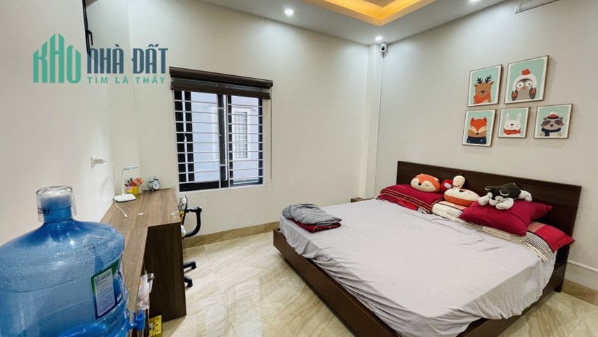 Bán nhà Thạch Bàn, ô tô tránh, full nội thất, 60 m2, 5T, chỉ 8,9 tỷ.