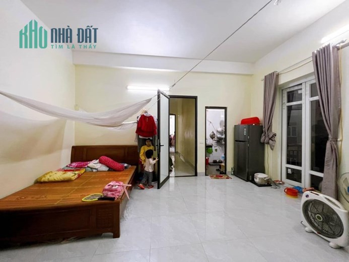 Bán nhà Vạn phúc 35m2 x 4T giá 3,33 tỷ ngõ 2,5m ô tô cách 30m