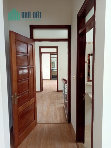 Mặt phố Mễ Trì - Quận Nam Từ Liêm: 81m2 5 tầng kinh doanh tấp nập - giá 15 tỷ