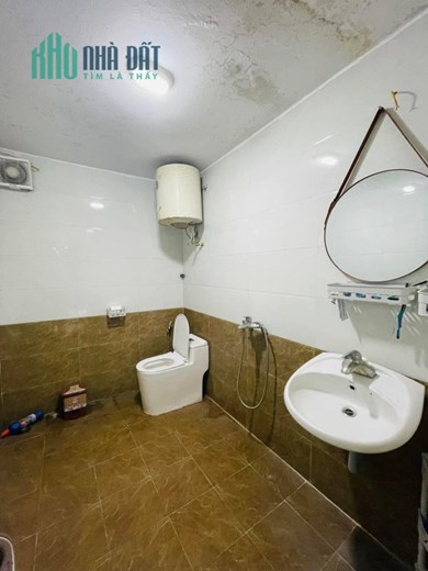 Bán căn hộ 230m2 Bạch Mai, Hai Bà Trưng kinh doanh các loại hình, ô tô tránh giá 5,3 tỷ.