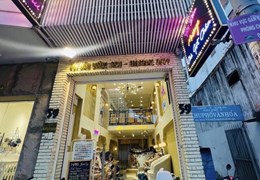 Mình cần sang tiệm Nail ở 59 Nguyễn Bỉnh Khiêm , Phường Đa Kao, Quận 1