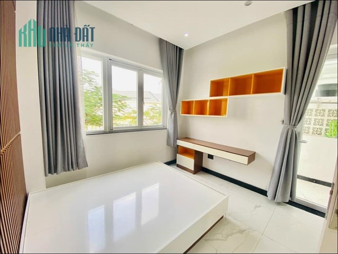 NHÀ CÓ NGƯỜI CHẾT! Bán Nhà #VĂN_CAO 5.9 Tỷ. Ô Tô Tránh 5m. 45m2 5 Ngủ. Ban Công