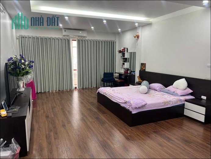 Ô TÔ ĐỖ CỬA 5.85 TỶ 10m. Bán Nhà #VẠN_BẢO Cạnh Sứ Quán Nhật Bản. 45m2 5T 5 Ngủ Có Ban Công