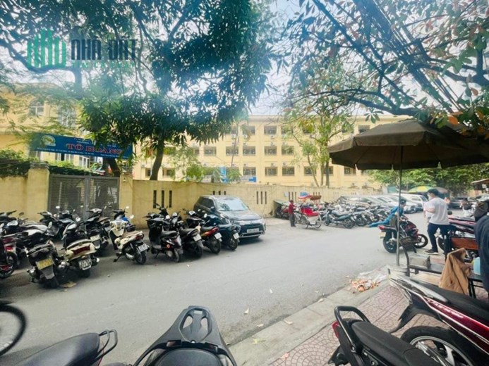 Nhà 10 tầng phố Đại Cồ Việt Hai Bà Trưng Hà Nội 28 tỷ.