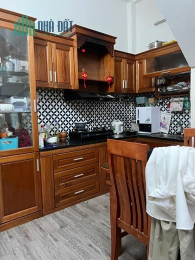 Nhà Mặt Tiền Đỗ Nhuận gần Bến Xe, 90m2, 3 tầng đẹp, có Hồ Bơi, giá đầu tư