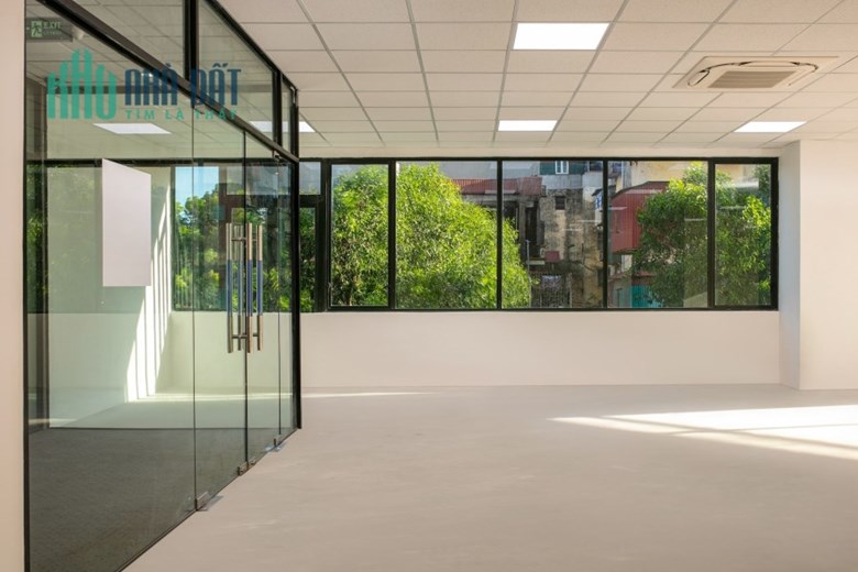 Cho thuê văn phòng đẹp tòa Ford (IDMC Láng Hạ), Đống Đa: 100m2 đến 500m2 thông sàn, dễ dàng thiết kế