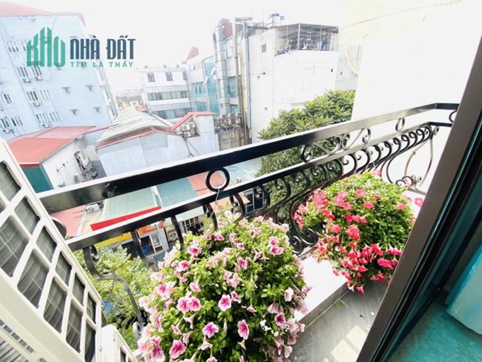 Hiếm! Toà nhà MP trung tâm Thái Hà, Đống Đa 200mx10T thang máy MT 7m chỉ 90 tỷ 270 tr/th