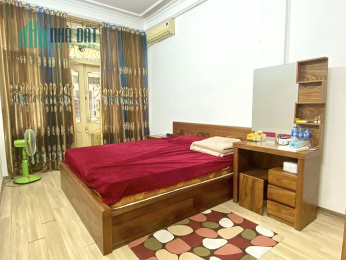 Siêu hiếm phố Phan Đình Giót Thanh Xuân 50m 5 tầng Lô góc ô tô đỗ cửa nhỉnh 4 tỷ lh 0817606560