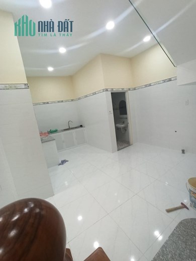 NHÀ MỚI XÂY - NỞ HẬU TÀI LỘC - HẺM XE HƠI CÁCH NHÀ 5M - THOẠI NGỌC HẦU 2 TẦNG 52.5M2 5.2TỶ