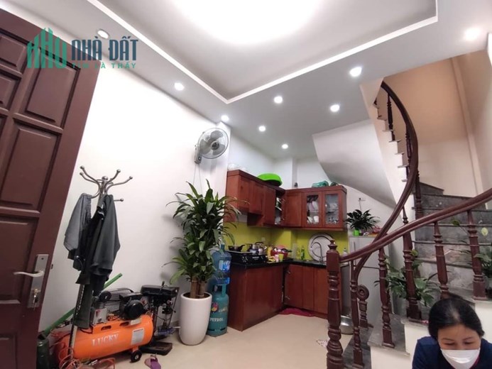 BÁN NHÀ TRƯƠNG ĐỊNH - NHỈNH 2 TỶ - SỔ ĐỎ RIÊNG - NHÀ ĐẸP 4 TẦNG Ở NGAY (QUÁ HIẾM!)