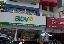 BÁN NHÀ MẶT TIỀN PHẠM VIẾT CHÁNH Q1