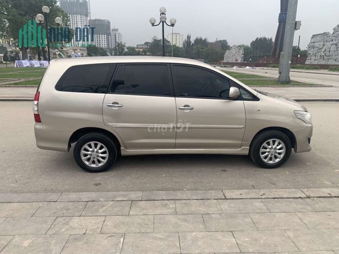 Bán Xe Innova 2013G số tự động Phường Thịnh Đán, Thành phố Thái Nguyên, Thái Nguyên