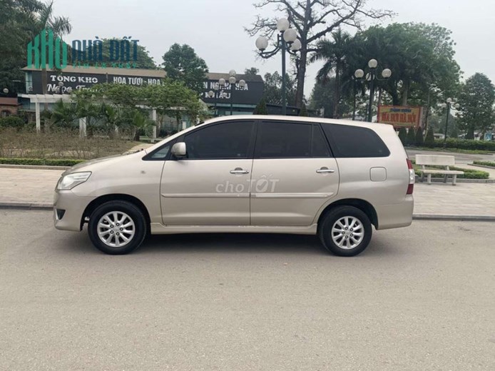 Bán Xe Innova 2013G số tự động Phường Thịnh Đán, Thành phố Thái Nguyên, Thái Nguyên