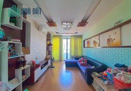 Nhà Thi Sách Ô tô đậu, công viên, Mới xây 1 năm, đẹp, nhỉnh 3.x tỷ