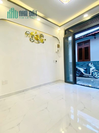 Nhà mới 3 tầng hẻm Dương Bá Trạc P2Q8. Giá 3,79 tỷ TL