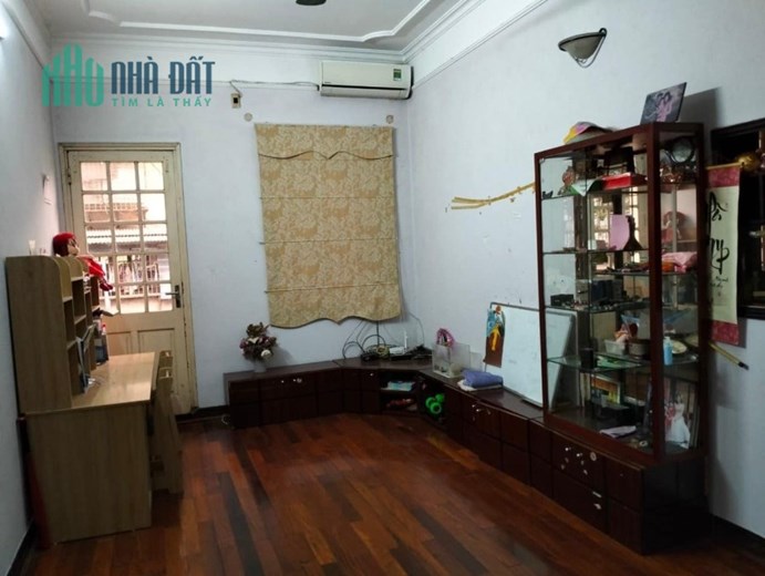 CẦN BÁN NHÀ-PHỐ TĂNG BẠT HỔ QUẬN HAI BÀ-VỊ TRÍ ĐẸP-4 MẶT THOÁNG-GIÁ TỐT-70M 8xTỶ