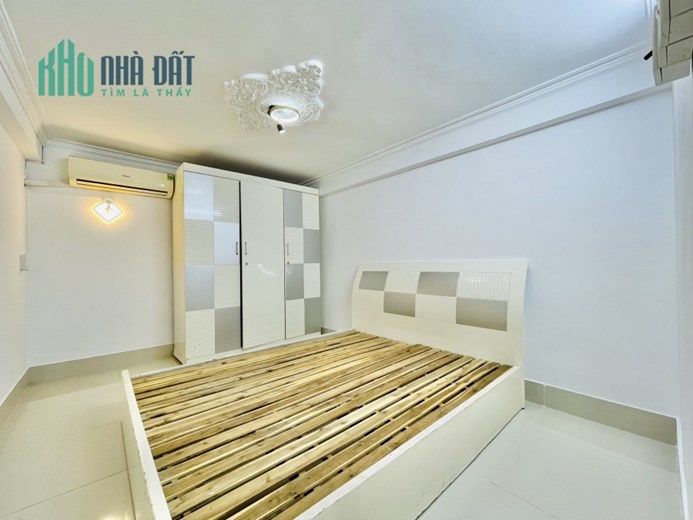 Bán nhà Xô Viết Nghệ Tĩnh, P.17 Quận Bình Thạnh, 60m2 (7.9m x 8m), Sát Quận 1