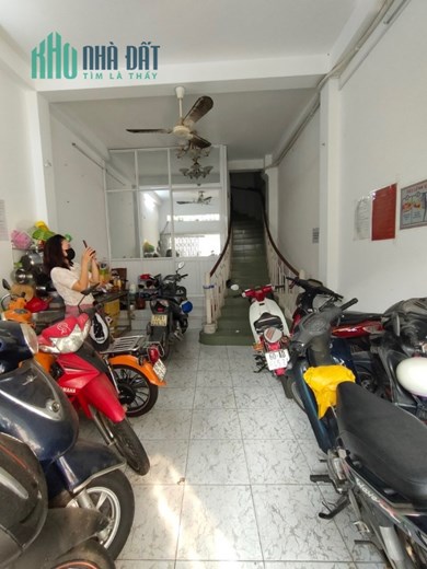 Bán nhà Hẻm xe hơi 6m, Lê Quang Định Q. Bình Thạnh, 76m2 (4m x 18m), 4 Tầng, Giá Rẻ