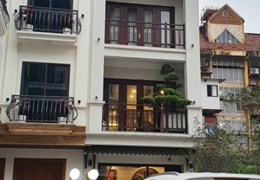Bán nhà phố Tây Kết, Hai Bà Trưng, 50mx6T thông sàn TM, KD, ô tô 13.6 tỷ. LH: 0366051369