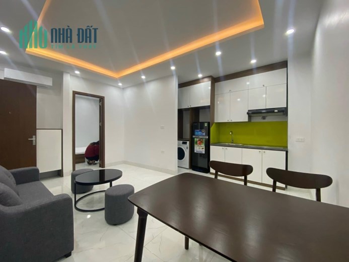 Cần nhượng lại căn hộ 1PN tầng 4 trong nhà 6 tầng ở Đội Nhân, Ba Đình