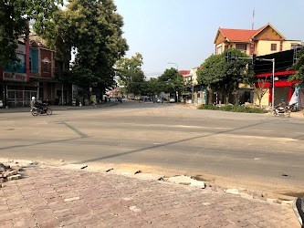 Bán căn nhà thổ cư mặt đường trung tâm thị trấn Sơn Dương, Tuyên Quang.Gần chợ,kinh doanh tốt, giá