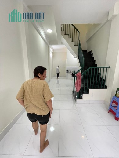 CÁCH MẶT TIỀN 2 CĂN NHÀ- DỌN VÀO Ở NGAY- XEM LÀ CHỐT