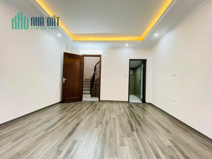 NGUYỄN KHANG - 35M2 - 5 TẦNG -  6 TỶ  - CẦU GIẤY - NHÀ MỚI SANG TRỌNG